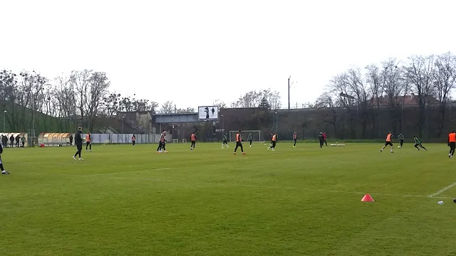 Kontrola antydopingowa i trening na Oporowskiej