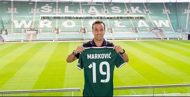 Nowy zawodnik z kontraktem!