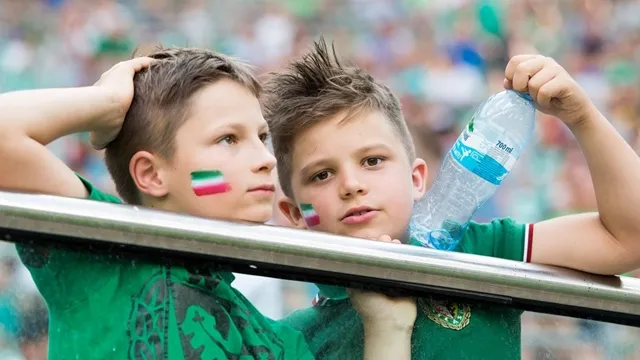 FOTO: Zielono-biało-czerwoni na stadionie