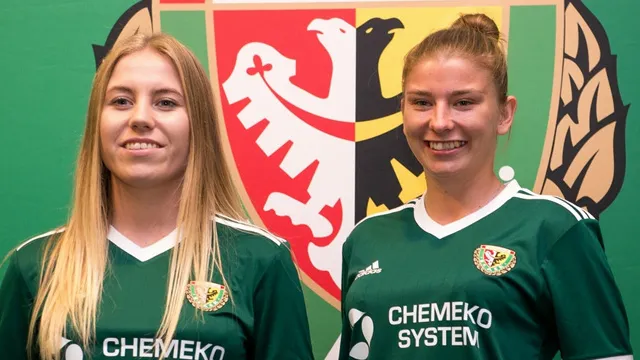 WIDEO: Żeńska drużyna Śląska (sponsor, transfery, plany, koszulki) - konferencja prasowa