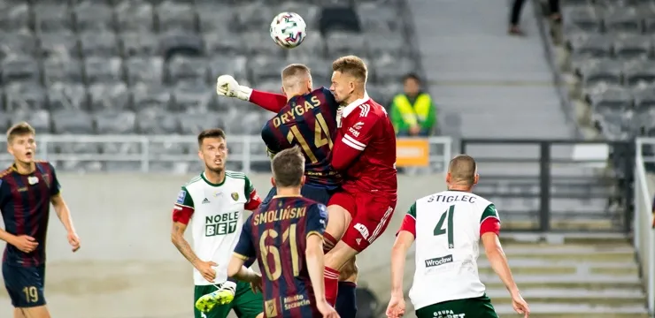 Rywal pod lupą eksperta: Pogoń Szczecin