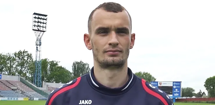 TRANSFERY: Środkowy pomocnik o krok od Śląska