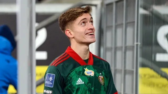 Filip Gryglak – kim jest tajemniczy debiutant?