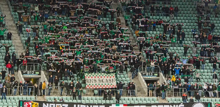 Primaaprilisowa frekwencja? Lech poważnie zmobilizowany