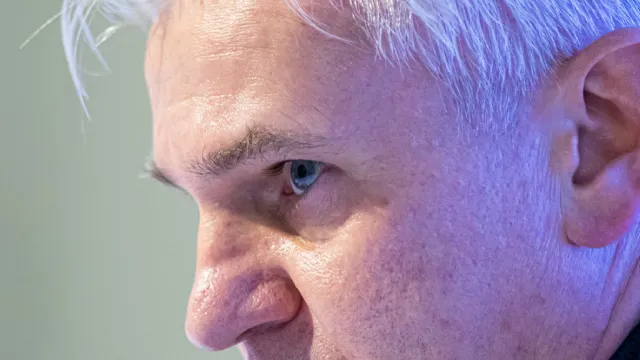 Pozostaje ciężka praca (FELIETON)