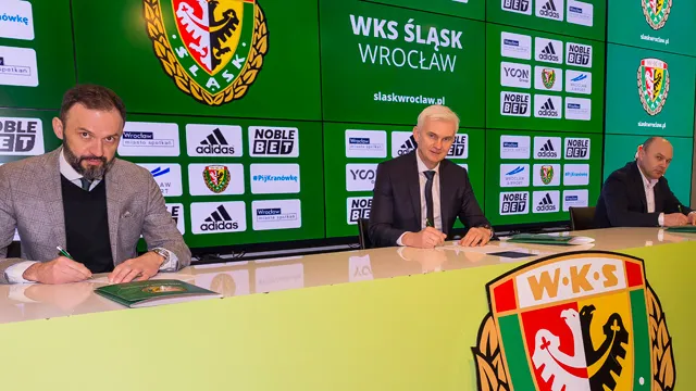 WIDEO: Jacek Magiera i Piotr Waśniewski