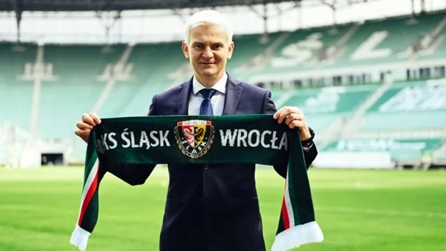 Magiera: Chcemy, żeby zawodnicy odchodzili za duże pieniądze (WYWIAD)