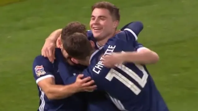 EURO: Koniec 23-letniej banicji Szkotów (VADEMECUM)