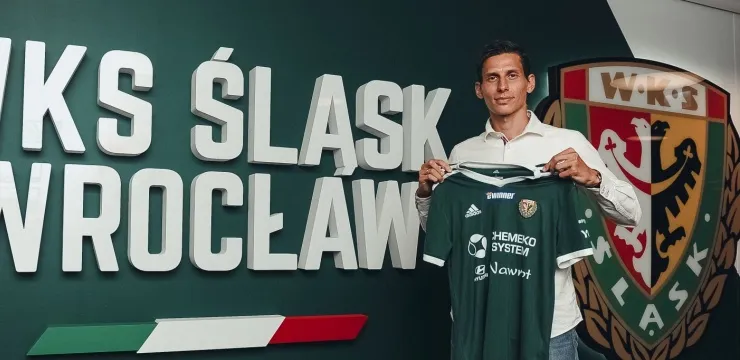REZERWY: Wzmocnienie środka pola