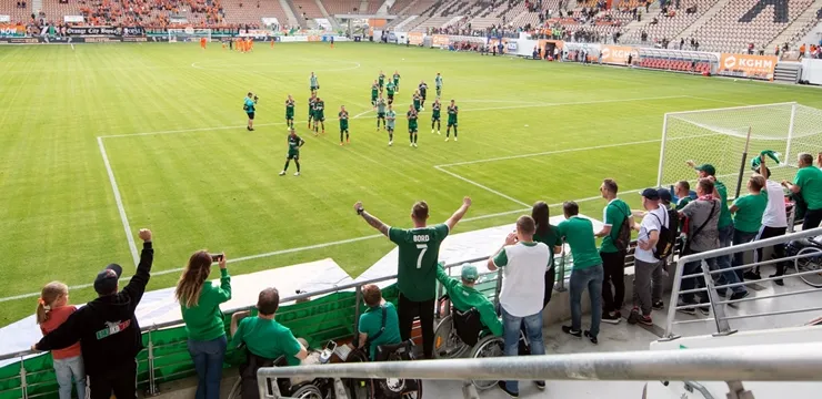 WIDEO: Radość KKN i piłkarzy po wygranych derbach