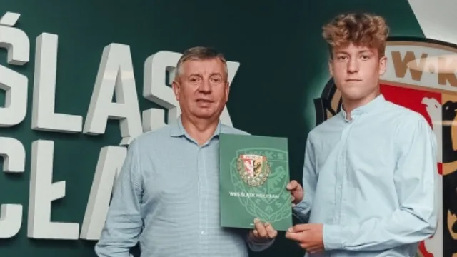 Benedyktowicz z profesjonalną umową