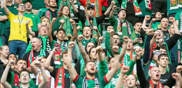 KIBICE: Doping kibiców Śląska w meczu z Jagiellonią (WIDEO)