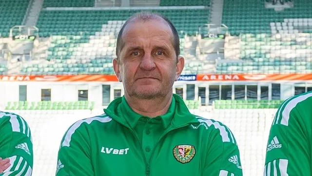 Janusz Góra. Kim jest asystent Piotra Tworka?