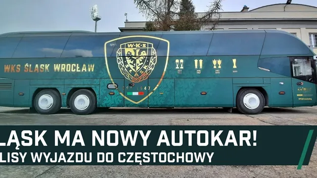 WIDEO: Śląsk ma nowy autokar! Kulisy wyjazdu do Częstochowy