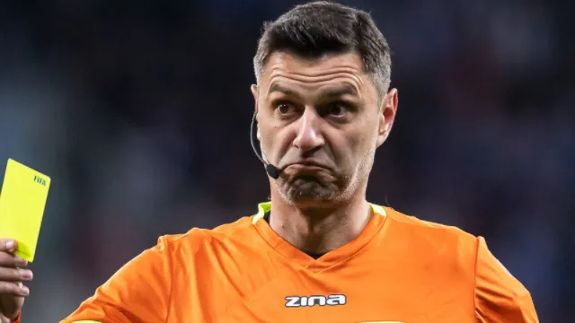 Raport kartkowy przed Lechem
