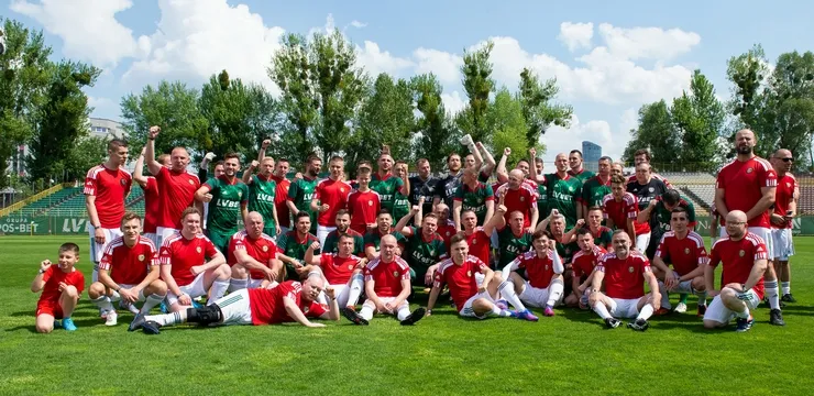 FOTO: Mecz charytatywny z okazji 10-lecia mistrzostwa Polski 2012