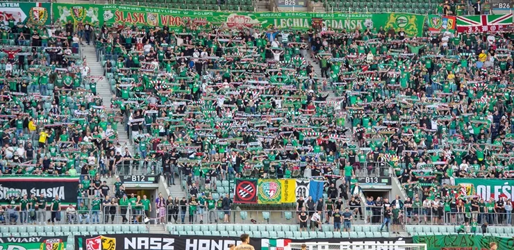 KIBICE: Doping Śląska podczas meczu z Pogonią (WIDEO)