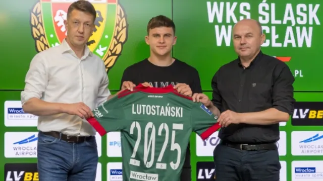 OFICJALNIE: Utalentowany napastnik dołącza do Śląska!