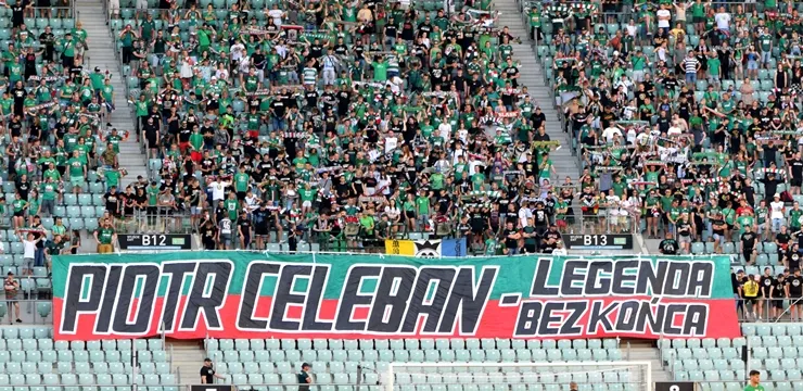 KIBICE: Doping fanów WKS-u na meczu Śląsk - Pogoń (WIDEO)