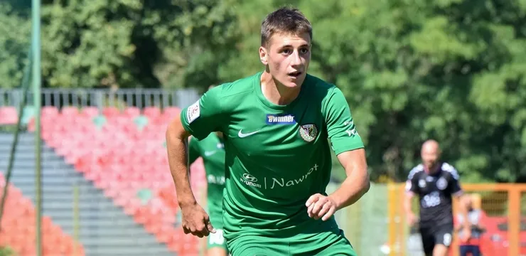 Śląsk II - Znicz 1:3. Wypuszczona przewaga (RELACJA)