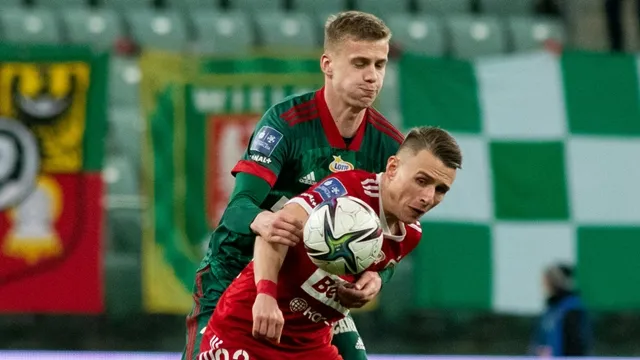 Gwiazda Piasta pod lupą eksperta: Damian Kądzior