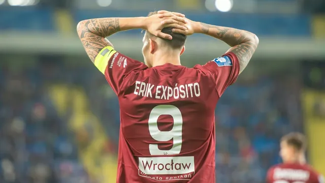Magiera posadził Exposito na ławce. ''Powiedziałem to przy całej drużynie''