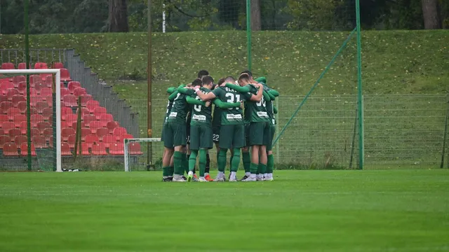 REZERWY: Deszczowe zwycięstwo (RELACJA)