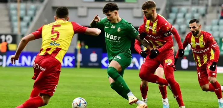 Śląsk - Korona 1:1. Zwycięstwo stracone na ostatniej prostej (RELACJA) 