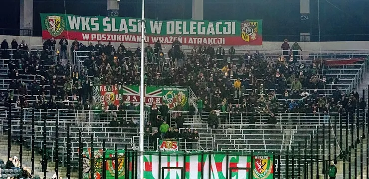 KIBICE: Doping kibiców Śląska w Szczecinie (WIDEO)