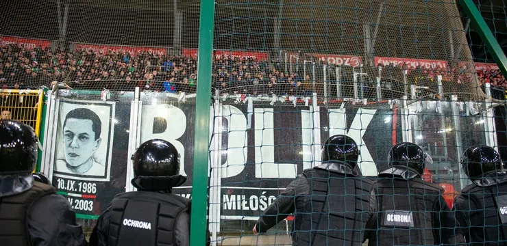 KIBICE: Doping kibiców Śląska w meczu z Widzewem Łódź (WIDEO)