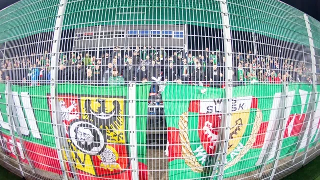 KIBICE: Doping kibiców Śląska w Częstochowie (WIDEO)
