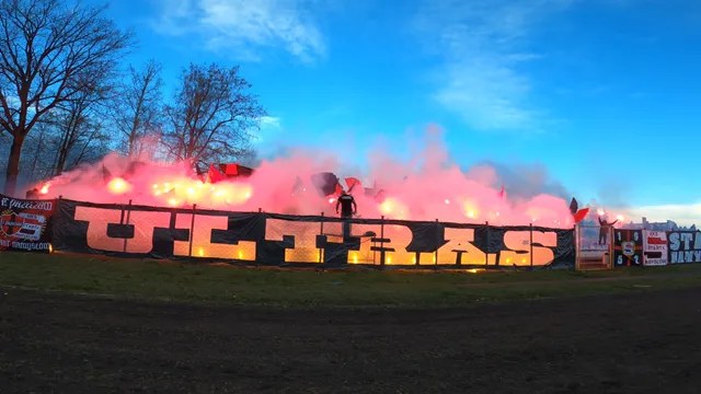 KIBICE: Oprawy Startu Namysłów & Śląska Wrocław (WIDEO)