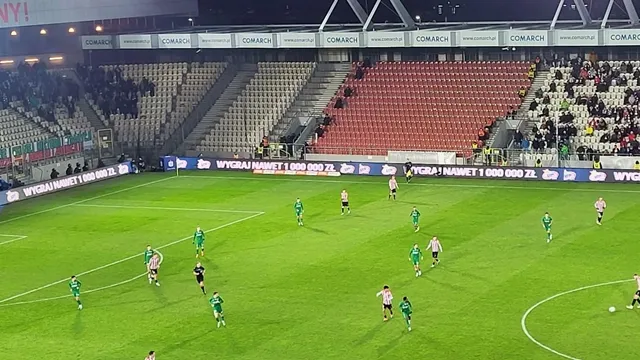 Śląsk - Cracovia 1:1. Bejger z golem w debiucie na wahadle (RELACJA)