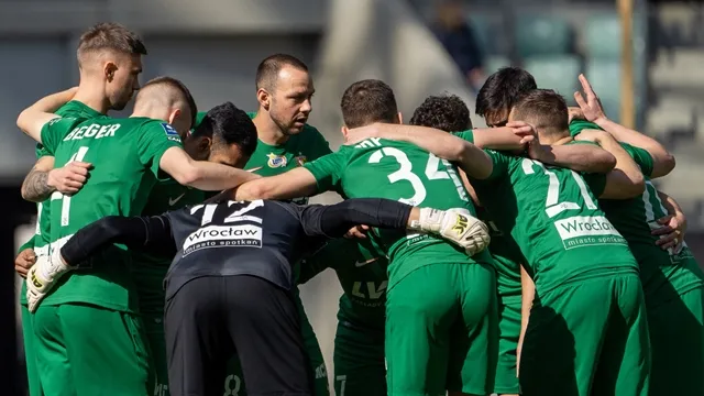 Zażarta walka o utrzymanie. Kto spadnie z ekstraklasy?