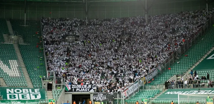 Sektor gości ponownie otwarty. Wojewoda zmienił zdanie