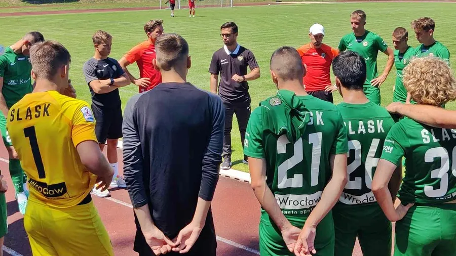 LZS Starowice Dolne - Śląsk II. Co warto wiedzieć przed meczem? 