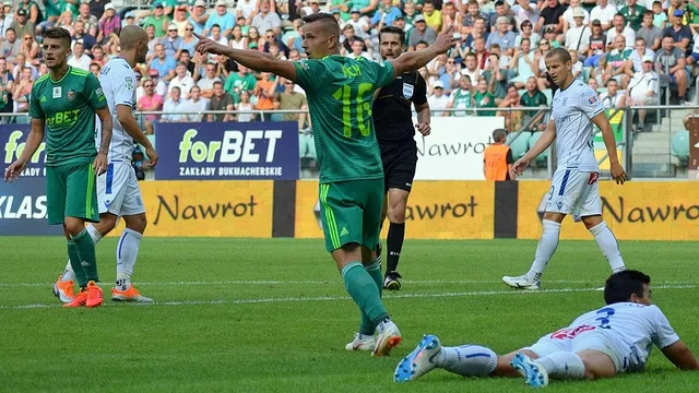Zdarzyło się wczoraj: Festiwal spalonych na wrocławskim stadionie
