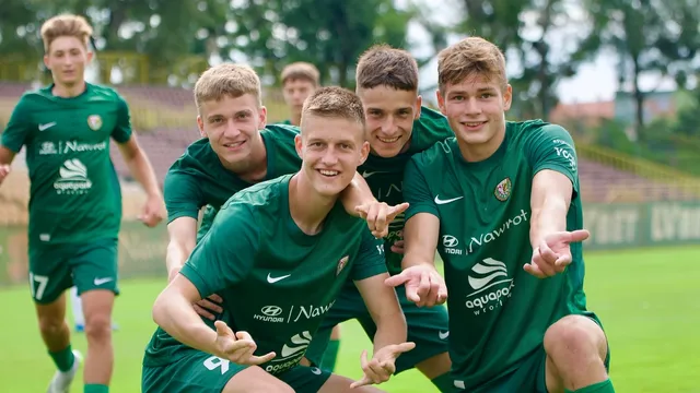 Grali młodzi. Wrocławianie wciąż w czołówce