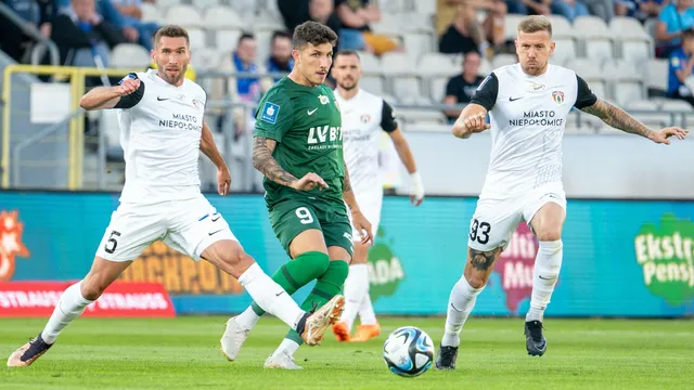 Śląsk znowu liderem! Puszcza - Śląsk 1:3. (RELACJA)