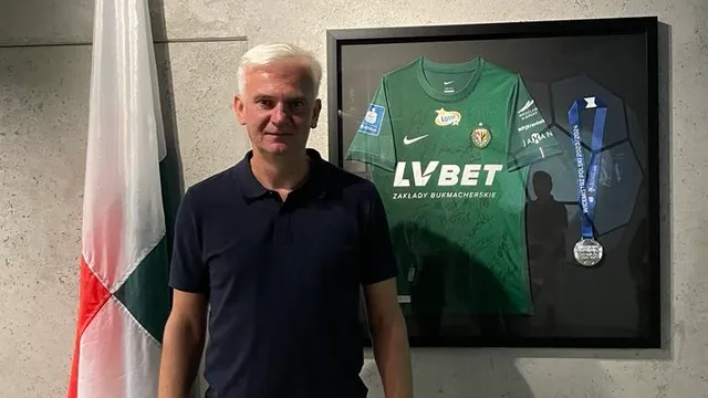 Wyjątkowy eksponat w muzeum Śląska. Odsłonił go sam Jacek Magiera