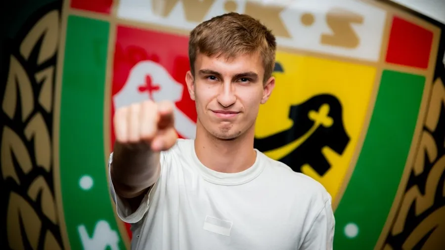Nowy napastnik w zespole rezerw. Grał w Ekstraklasie 