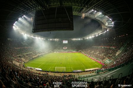 6. kolejka: Śląsk Wrocław 1:1 Legia Warszawa (KIBICE)