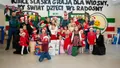 KIBICE: Fani Trójkolorowych odwiedzili Dom Dziecka "Wiosna" 