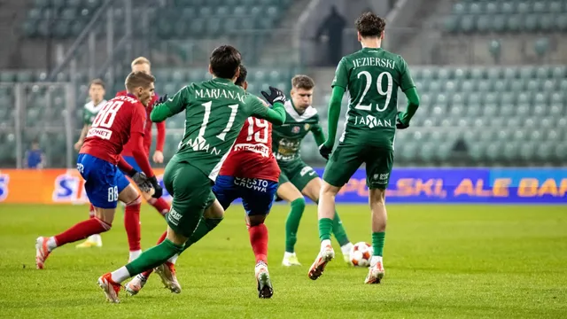 Śląsk Wrocław - Raków Częstochowa 1:2. Ambitna gra Śląska w Pucharze Polski. (RELACJA)