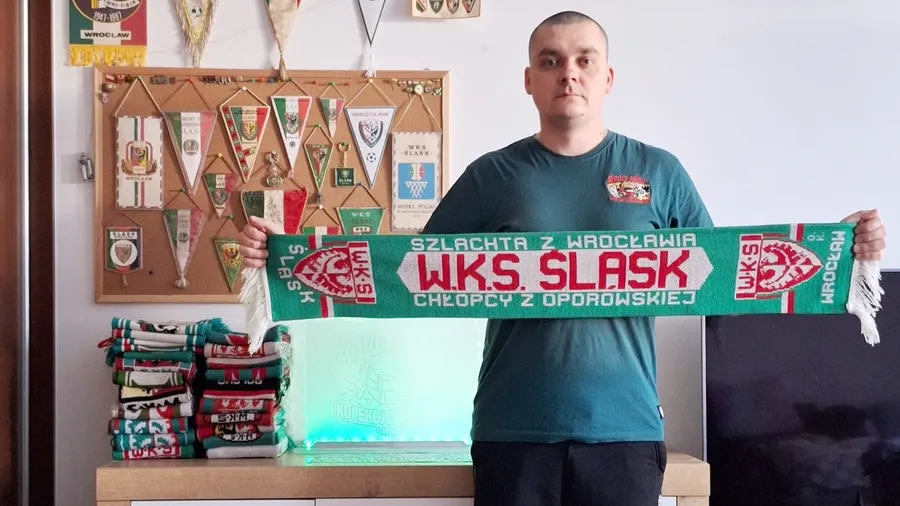 Zielono-biało-czerwony: Marcin Woźniak, czyli Wrocławski Kolekcjoner Szali
