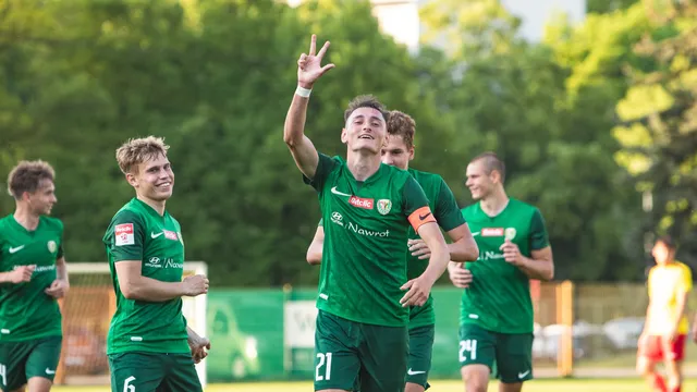 REZERWY: Wojtczak z nową umową. ''Czuję, że mam predyspozycje, aby być częścią pierwszego zespołu''