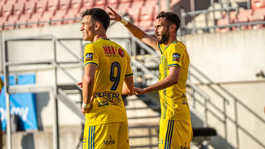 Z trzeciej ligi na salony (SYLWETKA FC KOSZYCE)