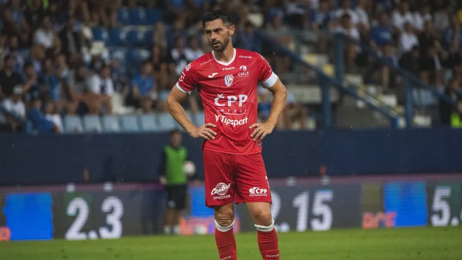 Sparing z zespołem, którego kapitanem jest były piłkarz Śląska (Sylwetka FK Pardubice) 