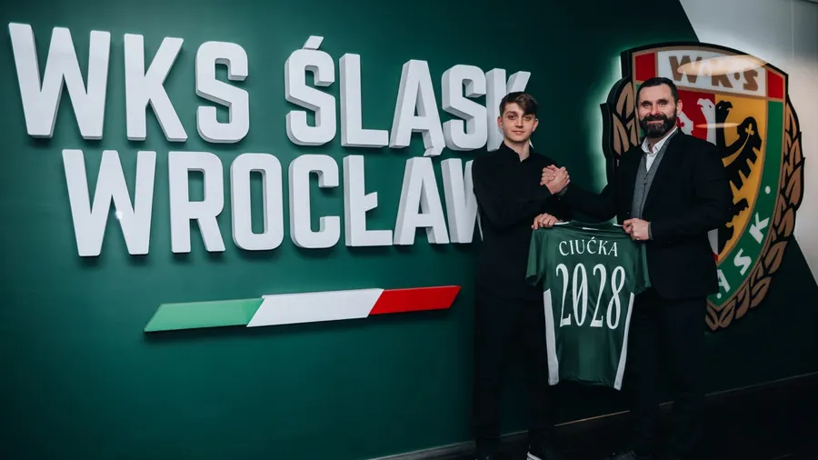 OFICJALNIE: Adam Ciućka na dłużej w Śląsku Wrocław