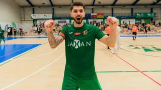FUTSAL: Świetny start Wojskowych (RELACJA)
